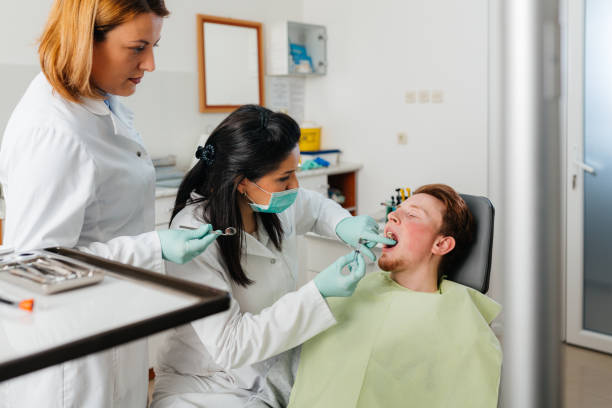 Best Dentist for Tooth Abscess  in Buckhead Ridge, FL